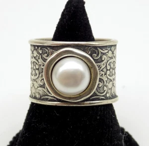Sterling Silver Designer Signed Real Pearl Ring Embossed Patern Sz 7 Wide Band - Picture 1 of 7