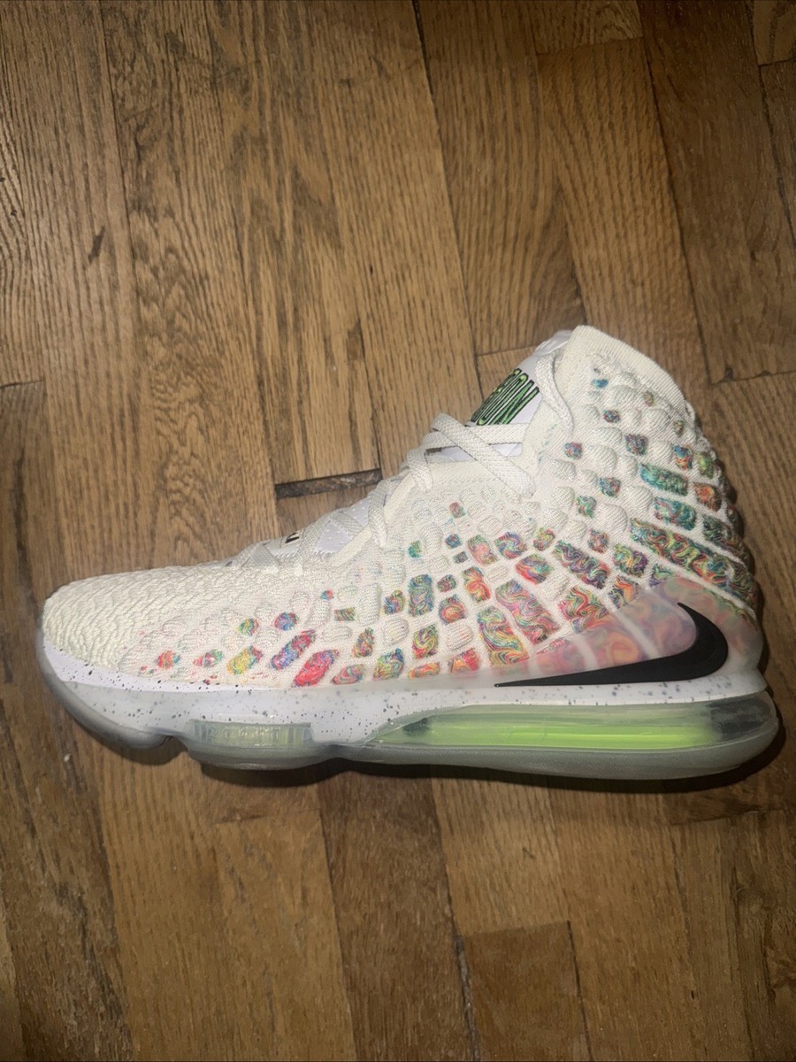 Nike LeBron 17 Air Command Force 29cm箱無し Nike LeBron 17 Air Command Force 29cm箱無し - メルカリ
