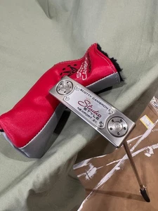 NEW Scotty Cameron 2025 Studio Style Newport 2+ Putter 35" - Picture 1 of 4