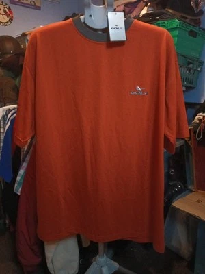 camiseta Gola inspirada en mod nueva Foto 1 de 4