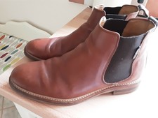 russell and bromley billington