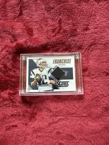Tom Brady 2020 Jersey Fusion Card – Game-Worn Swatch – November 8, 2020 - Picture 1 of 2