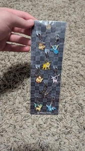 Pokemon Center Original Metal Charm Llavero Eevee Evolutions Exclusivo de Japón - Imagen 1 de 4