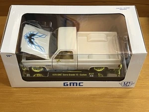 M2 Machines 1976 GMC Sierra Grande 15 Custom R127 Chase Gold - Picture 1 of 9