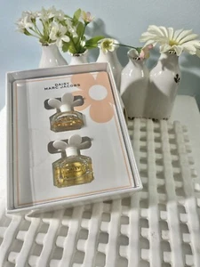 MARC JACOBS FRAGRANCES MINI DAISY PERFUME SET LIMITED EDITION /NIB - Picture 1 of 2