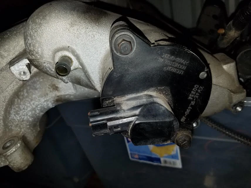 Válvula de aire colector motor Lincoln LS V6 3.0 2000 2001 2002 XW4E-9L490-AD Foto 1 de 1