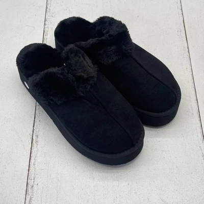 Platform Slippers Womens Size 7 Black Fuzzy Faux Fur Lined House Shoes Cozy Warm - Image 1 of 4