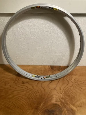 Freno de disco Mavic XC 717 plateado 32 orificios llanta 26" NOS (par) Foto 1 de 4