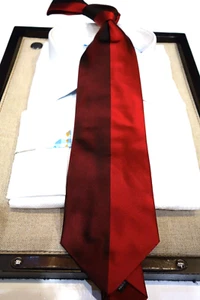 Emilio Romano Silk Italy Tie Necktie Solid Burgundy Wine Red 1/2 & 1/2 - Picture 1 of 2
