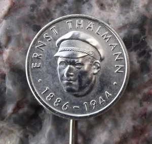 Vintage Ernst Thalmann Pioneer Organisation DDR East Germany 1886 1944 Pin Badge - Picture 1 of 6