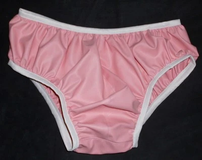 Damenslip, Modell EMMA aus Folie 0,15 mm in 11 Farben und 4 Größen - Bild 1 von 4