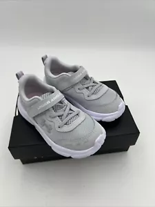 Under Armour Zapatos GINF Assert 10 AC Niñas Pequeñas Tenis Gris/Rosa Elige Talla - Imagen 1 de 8