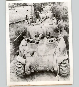Caravana de tanques americanos en The Ready ADVANCE en ITALIA SEGUNDA GUERRA MUNDIAL 1944 foto de prensa - Imagen 1 de 2