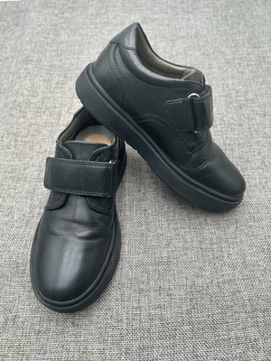 Zapatos escolares de vestir de cuero negro Geox Respira para niños talla EU 30 US 12 Foto 1 de 4