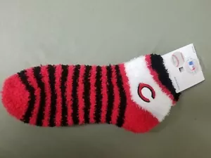 new Womens MLB Cincinnati Reds soft fuzzy slipper socks - Picture 1 of 2