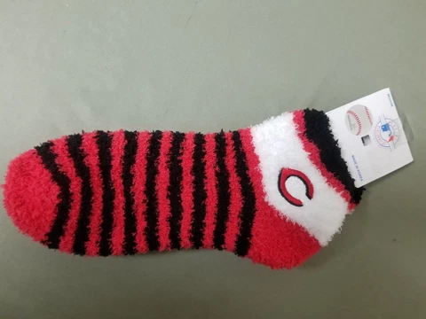 new Womens MLB Cincinnati Reds soft fuzzy slipper socks Cover