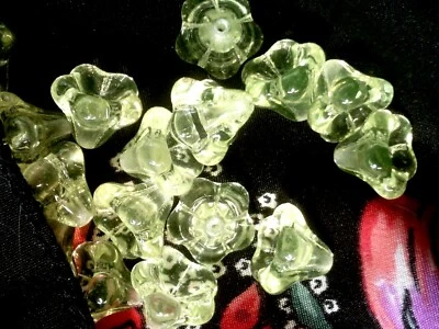 Vtg 25 11x13mm Jonquil Czech Glass Bell-Shaped Flower Loose #060721o - Image 1 of 3