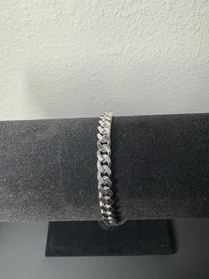 Stainless Steel Diamond Curb Cut Bracelet 6MM 8inch - Image 1 of 3