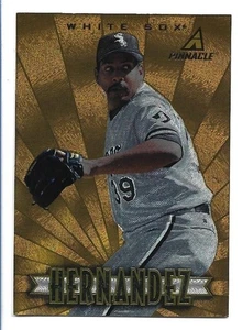Roberto Hernandez  1997 New Pinnacle Museum Collection #46 - Chicago  White Sox - Picture 1 of 2