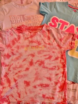 girls age T-shirts x3 ... 9/10 - Image 1 of 4