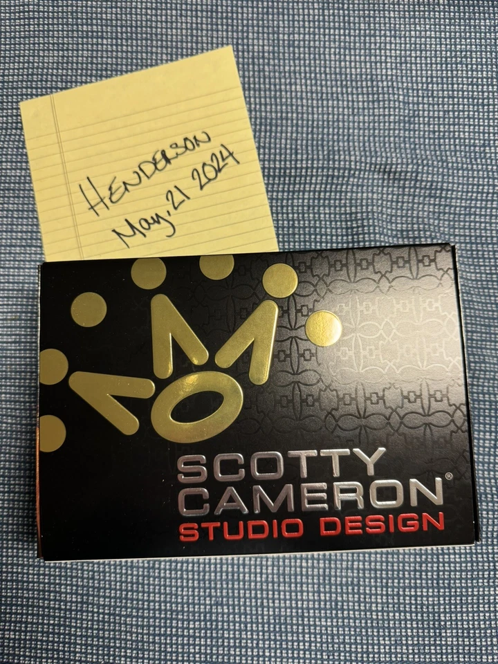 Pelotas de golf Scotty Cameron Pro V1 - Corona de 7 puntos - Docena Foto 1 de 1