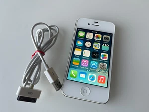 Apple iPhone 4s - 32GB - White (Unlocked) A1387 (CDMA + GSM) (CA) - Picture 1 of 5