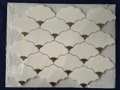 S66 White/Gold Marble Wave Mosaic Tile Kitchen Bathroom Polished - Image 1 of 4