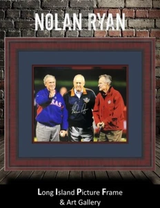 Foto firmada de Nolan Ryan con George Senior y Junior Bush enmarcada personalizada - Imagen 1 de 9