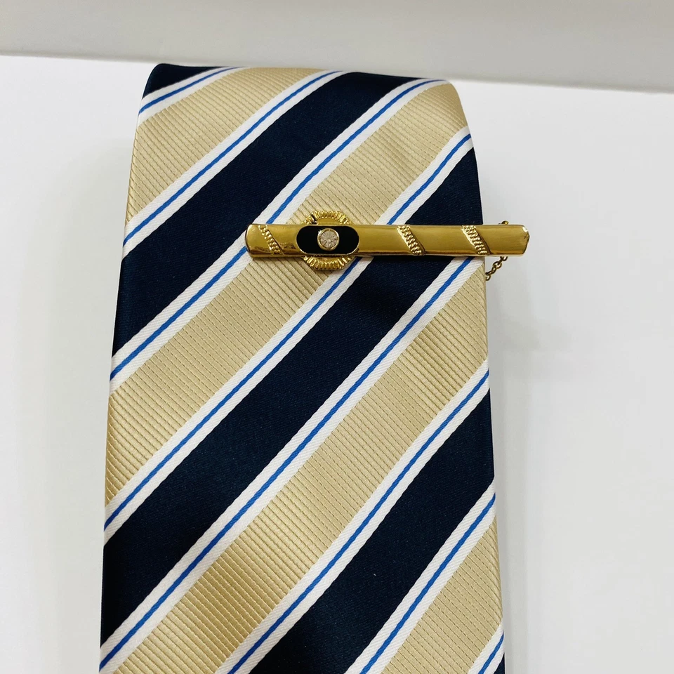 Juego de corbata hecha a mano a rayas Giorgio Brutini, pañuelo y barra de corbata  Foto 1 de 4