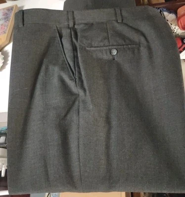 ELITE Gris Oscuro W36 I32 Poliéster/Rayón 4 Bolsillos Lazos para Cinturón Limpieza en Seco Solo Usado en Excelente Condición Foto 1 de 4