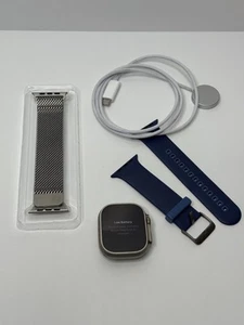 Apple Watch Ultra 2 49mm Titanium Case GPS, + Cellular EXCELLENT - Photo 1 sur 5