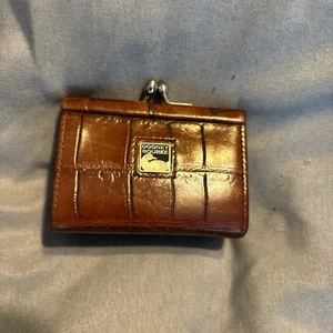 Dooney & Bourke vintage brown leather kiss lock change purse pouch/lipstick case - Picture 1 of 3