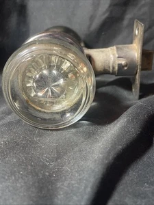VINTAGE 1800's GLASS DOOR KNOBS WITH LATCH & BRASS DOOR PLATES - Picture 1 of 6