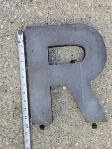 Vintage massiver Aluminiumguss Buchstabe "R" Schwerlast 12" lang 1" dick - Bild 1 von 3