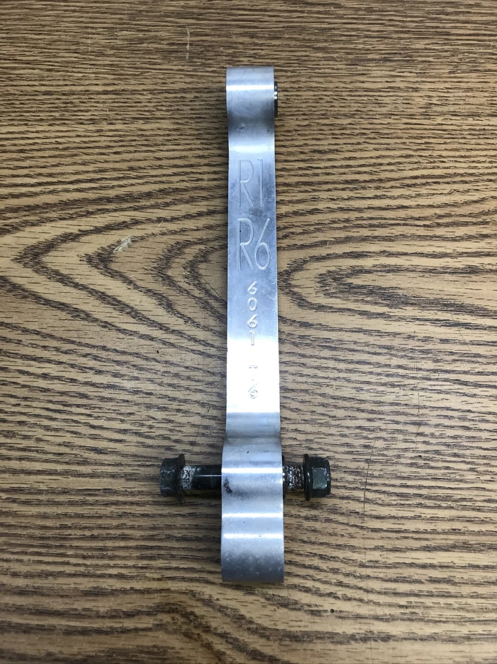 YAMAHA R6 YZFR6 2003-2009 ARM 1 PART # 5SL-2217M-00-00 - Image 1 of 4