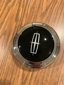 1993 - 1997 LINCOLN TOWN CAR CHROME BLACK CENTER CAP WHEEL HUB - Picture 1 of 4