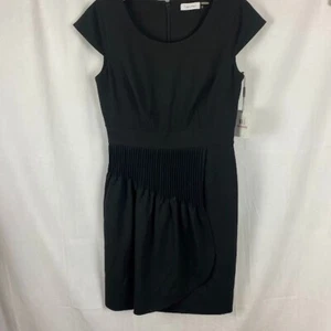 Abito nero Calvin Klein manica ad aletta al ginocchio taglia 6. - Foto 1 di 11
