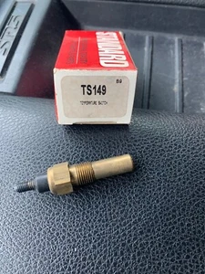 Engine Coolant Temperature Switch-Sender Standard TS149 - Picture 1 of 2