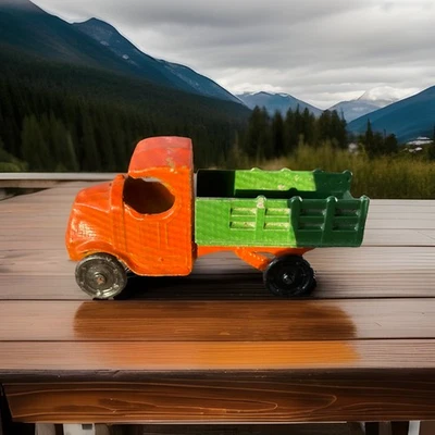 Camión Tootsietoy Mack años 20 TOOTSIE JUGUETE carrocería de estacas camión Foto 1 de 2