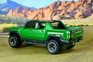 2022-2025 GMC Hummer EV SUT Sport Utility Truck Maßstab 1:64 Limited Edition G - Bild 1 von 4