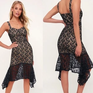 J.O.A Revolve Dressed Like A Daydream Navy Blau Spitze Midi Cocktailkleid Gr. XS - Bild 1 von 10