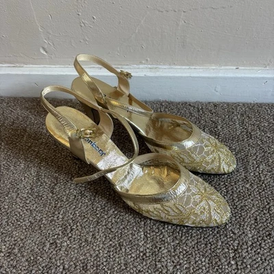 New Vintage Jacques Levine Gold Slingback Kitten Heels Floral Lace Size 5.5 - Image 1 of 4