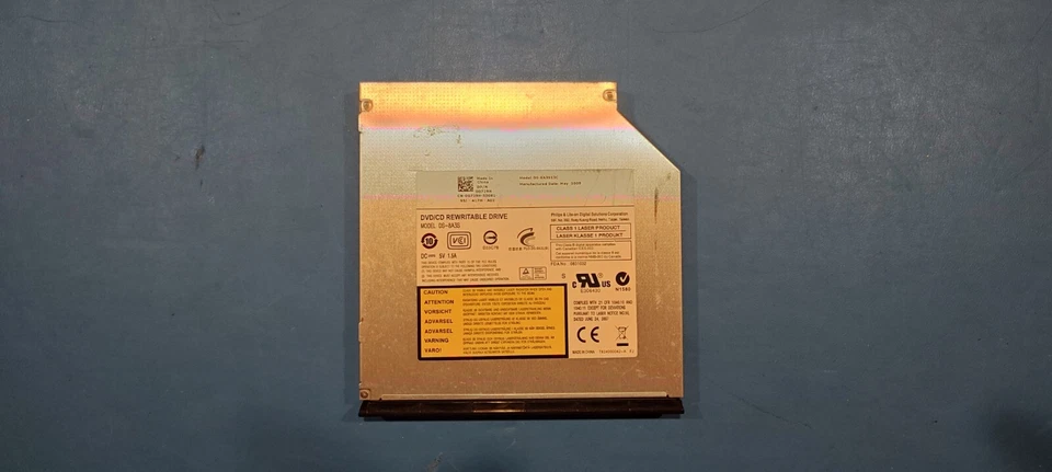 DS-8A3S DVD±RW Laptop SATA Drive DS-8A3S49C - Image 1 of 1