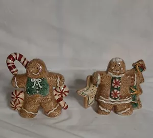 Gingerbread Salt & Pepper Shakers Set Sweet Gingerland by Debbie Mumm Sakura - Picture 1 of 1