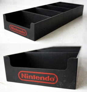 RARE VINTAGE NINTENDO NES GAME BOY HARD PLASTIC SHOP DISPLAY CASE GERMANY ! - Picture 1 of 7