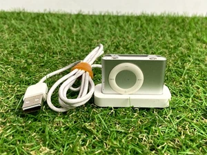 Apple iPod SHUFFLE Argent (A149) - Photo 1/6