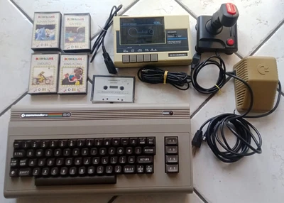 COMMODORE 64 C64 TESTATO E FUNZIONANTE NO AMIGA 500 A500 VIC20 C16 128 PLUS/4 - Immagine 1 di 4