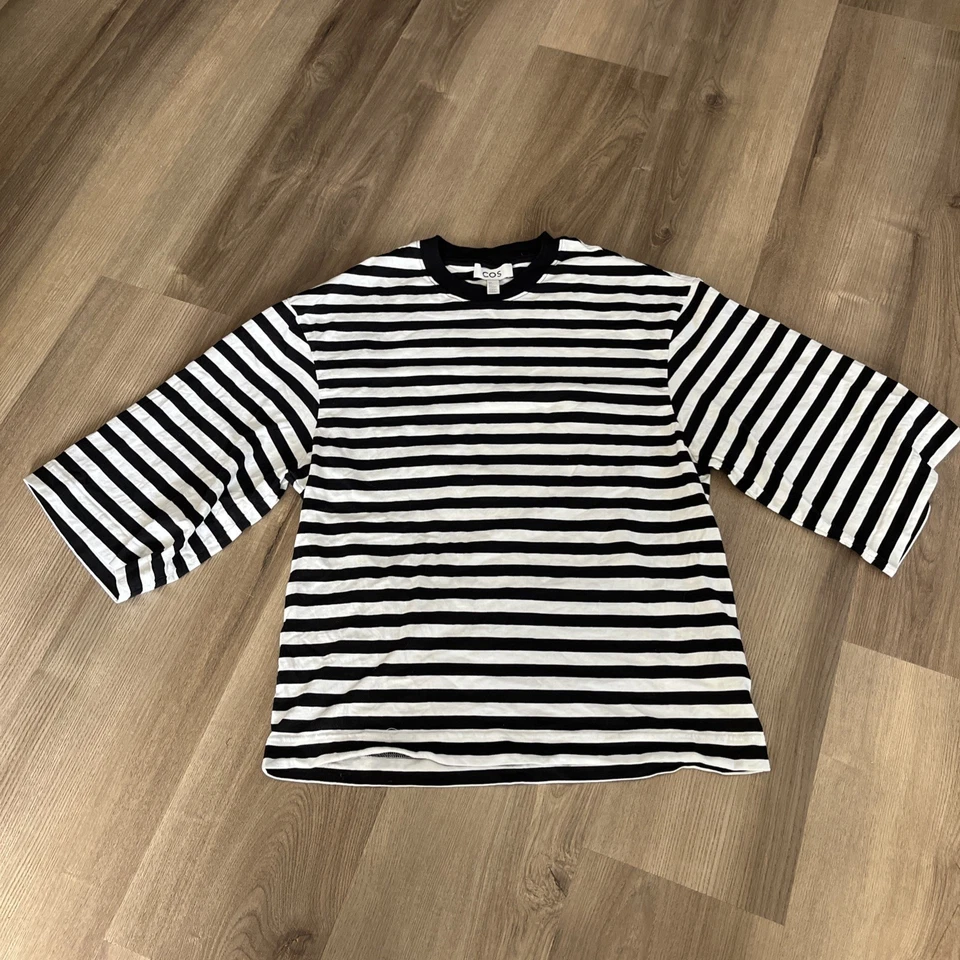 Camisa COS Mujer Pequeña Negra Blanca Rayas Manga 3/4 Pullover Foto 1 de 4