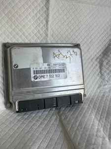 2002 BMW E39 E38 E53 X5 series ENGINE COMPUTER DME 7 512 912 OEM (AA 373) - Picture 1 of 3