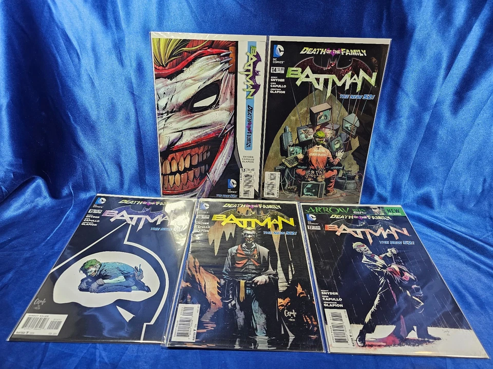 Batman The New 52 #13-17 Death Of The Family Story 13 14 15 16 17 - Image 1 of 1